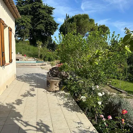 וילה Maison Provencale
